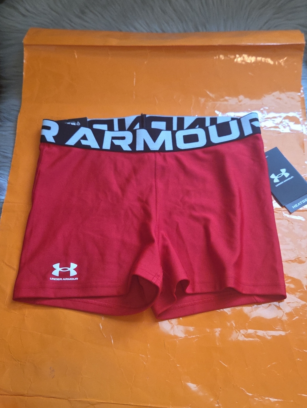 Nwt! Under Armour Heat Gear Compression Shorty Mid Rise Red, Size M